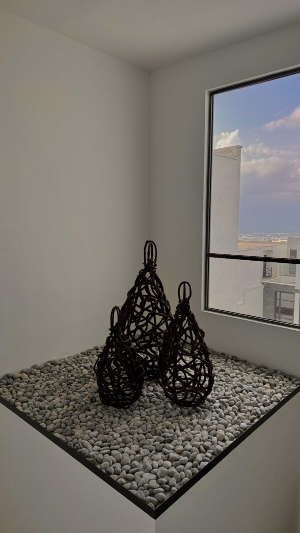 Esculturas Naturales en forma de Gota - Image 4