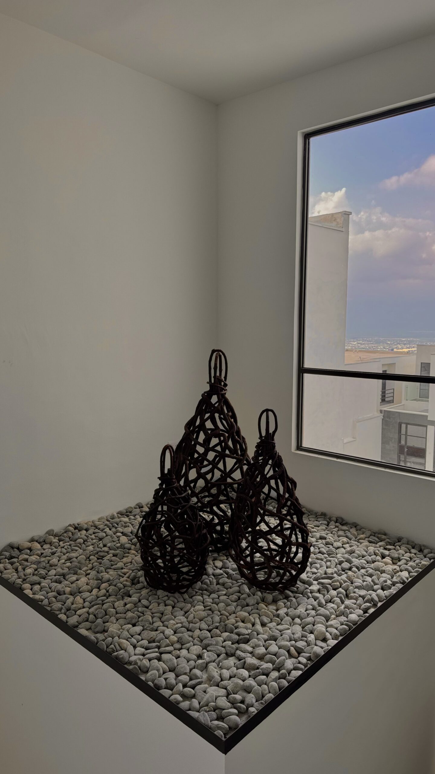 Esculturas Naturales en forma de Gota - Image 4